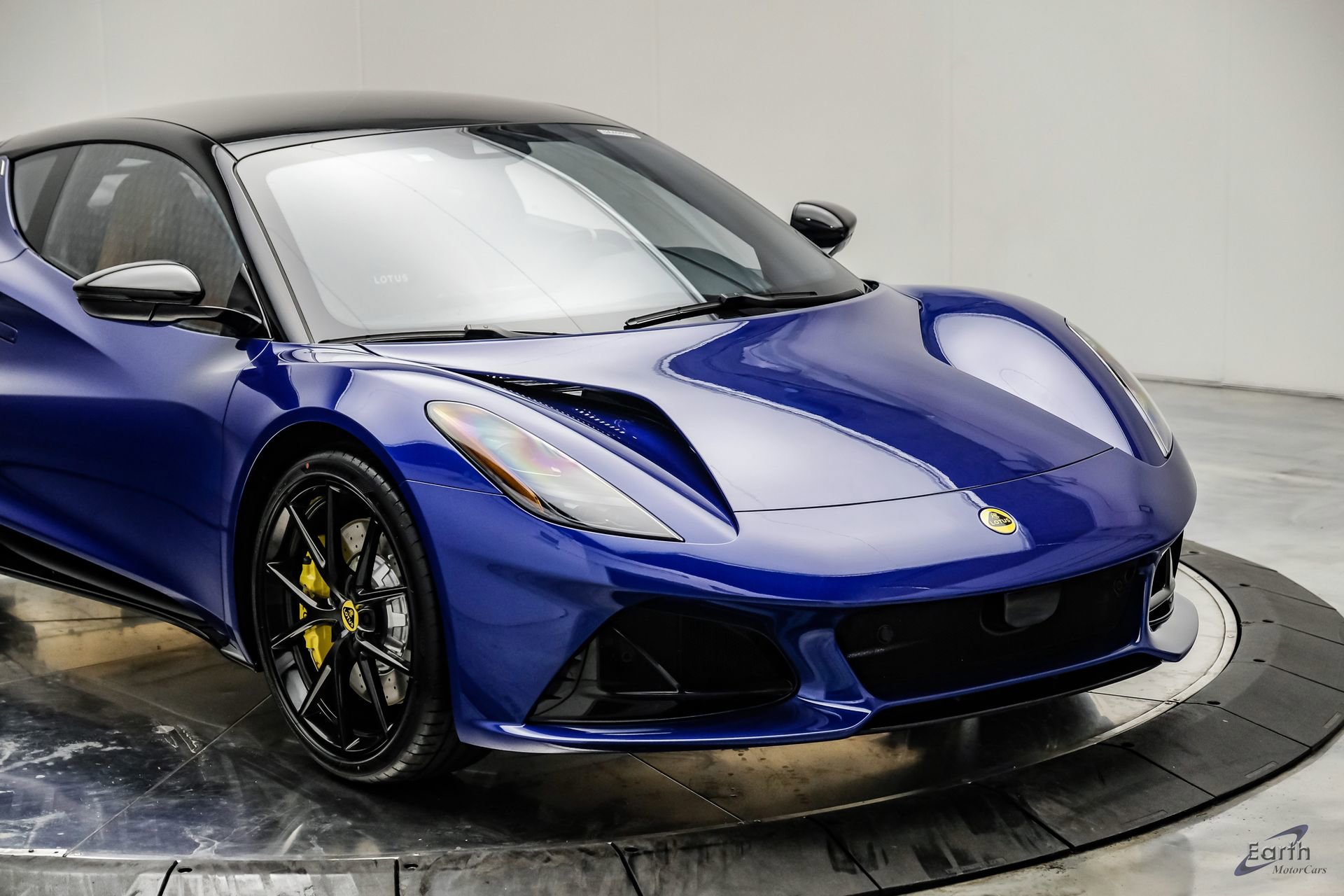 Used 2026 Lotus Emira SE RWD image 35
