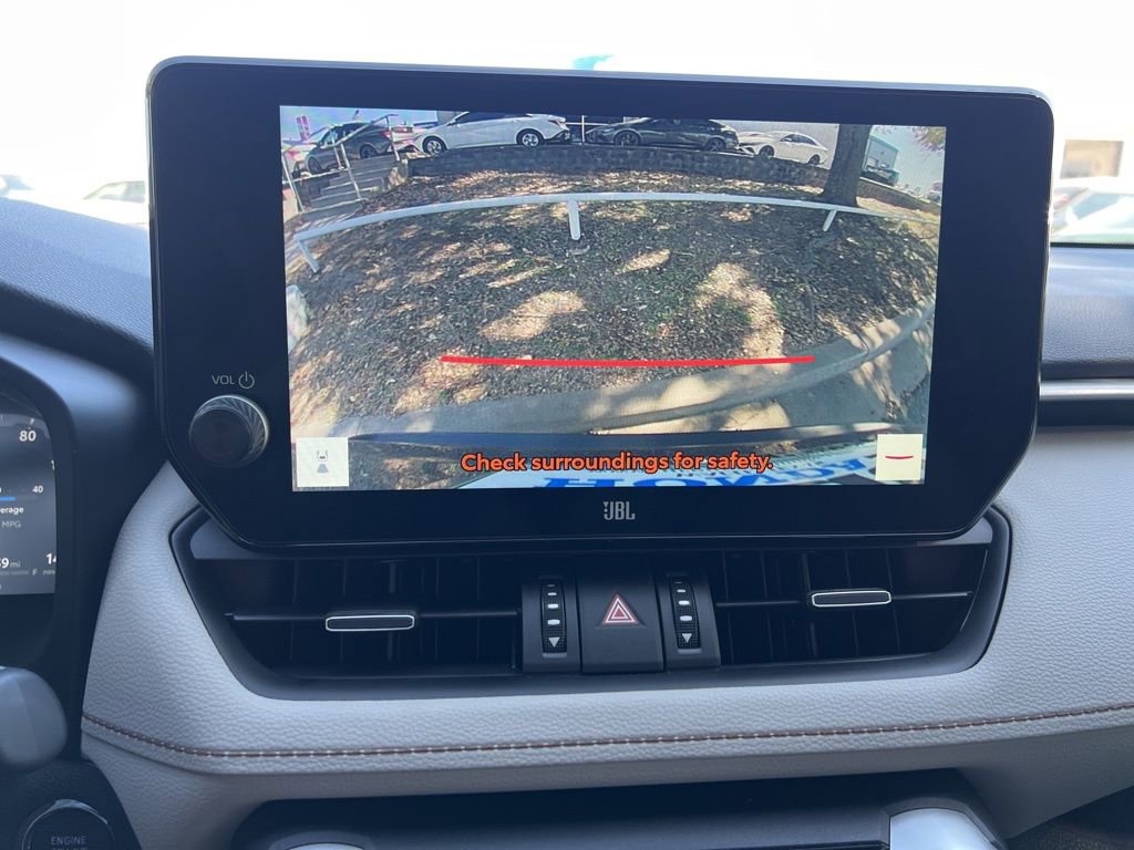 Used 2025 Toyota RAV4 Limited image 32
