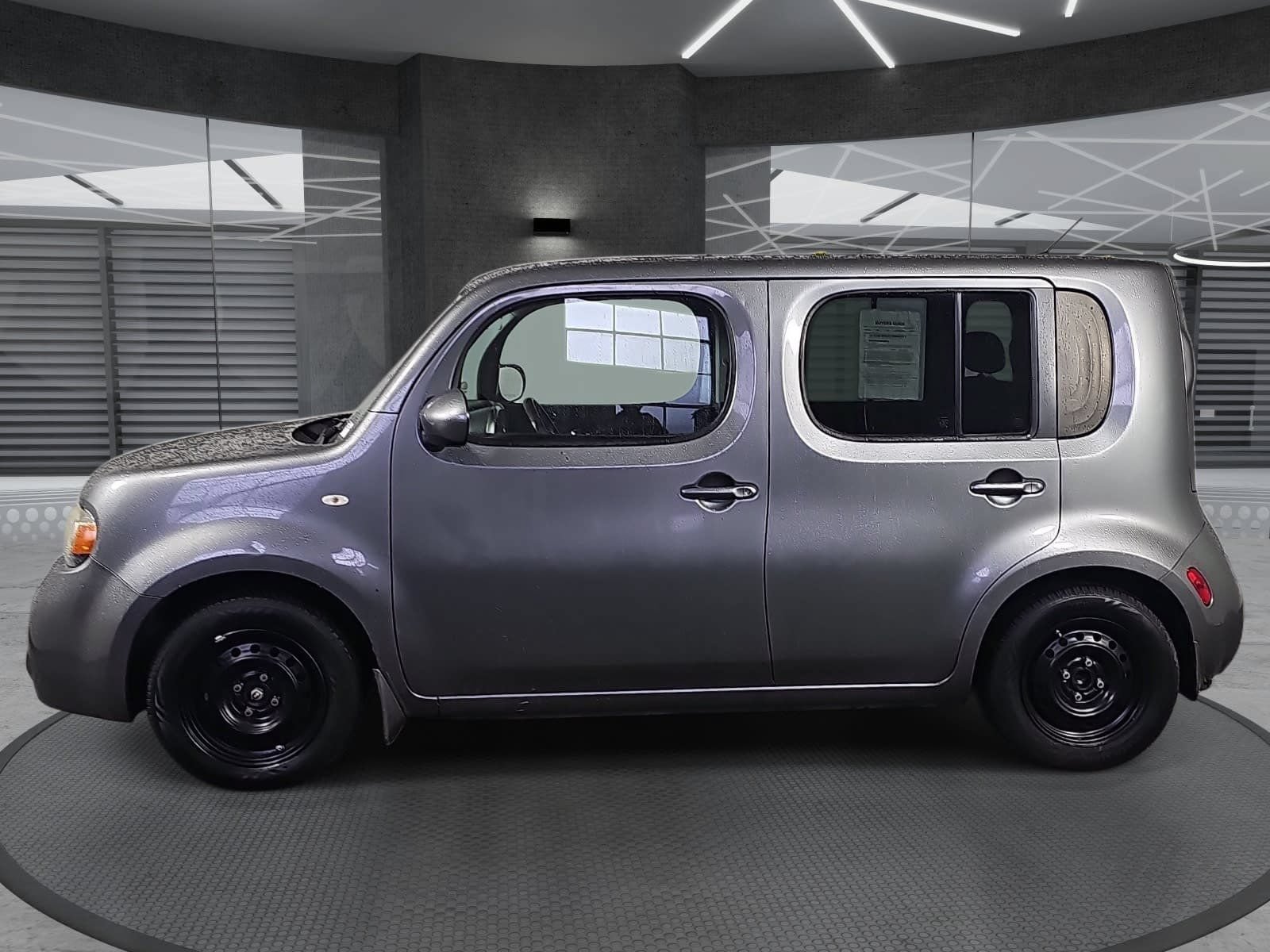 Used 2013 Nissan Cube FWD image 8