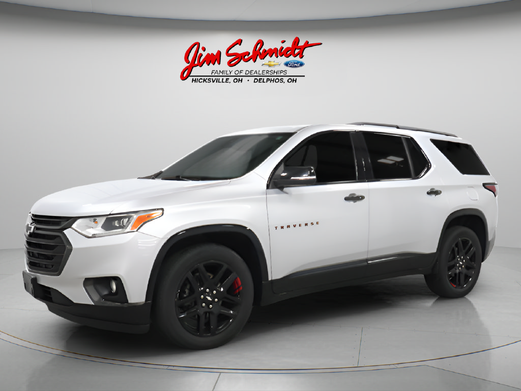 Used 2021 Chevrolet Traverse Premier w/ Redline Edition AWD/4WD image 2