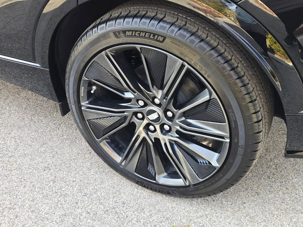 New 2026 Cadillac Lyriq Signature Sport image 15