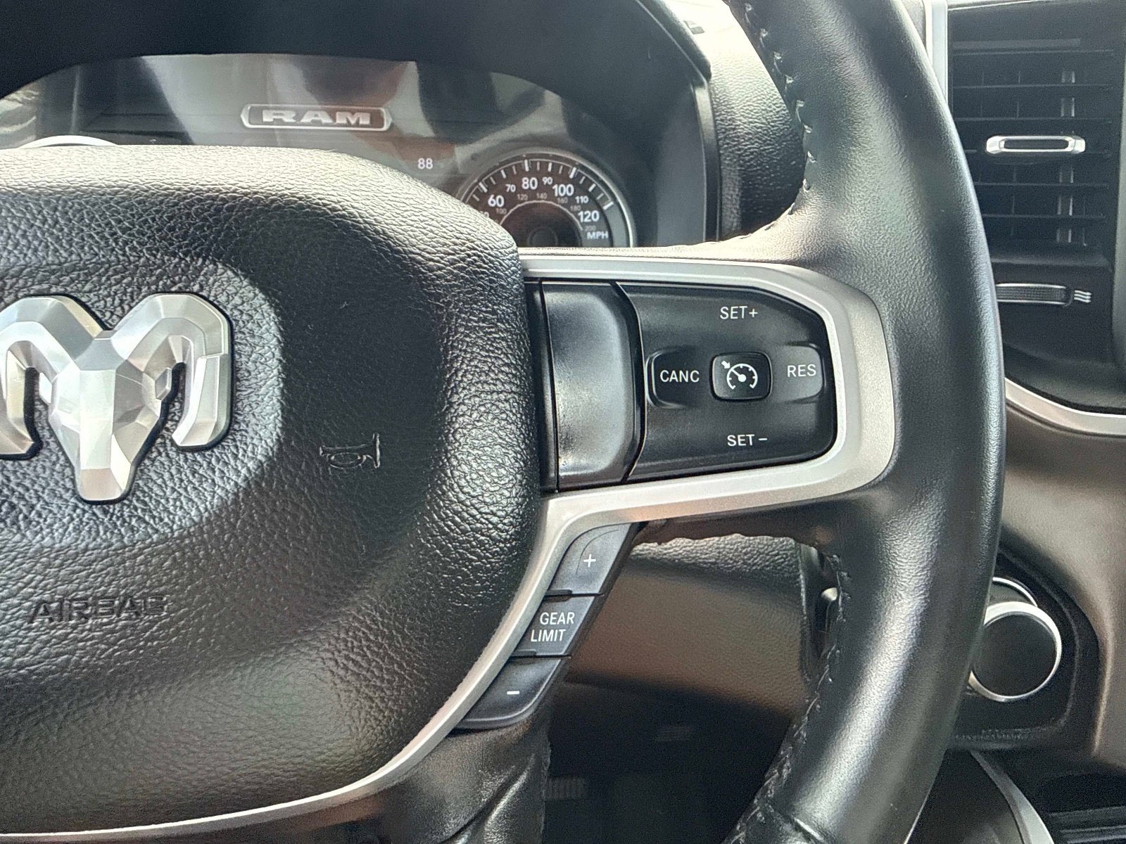 Used 2022 RAM 1500 Lone Star image 33