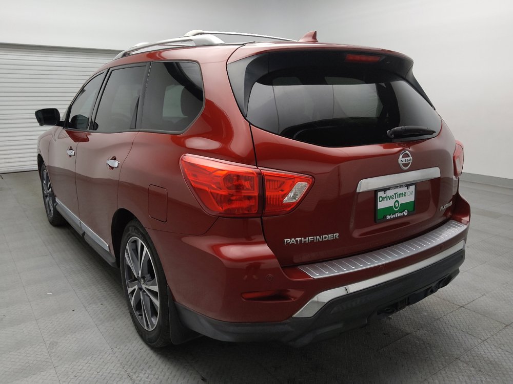 Used 2020 Nissan Pathfinder Platinum FWD image 5