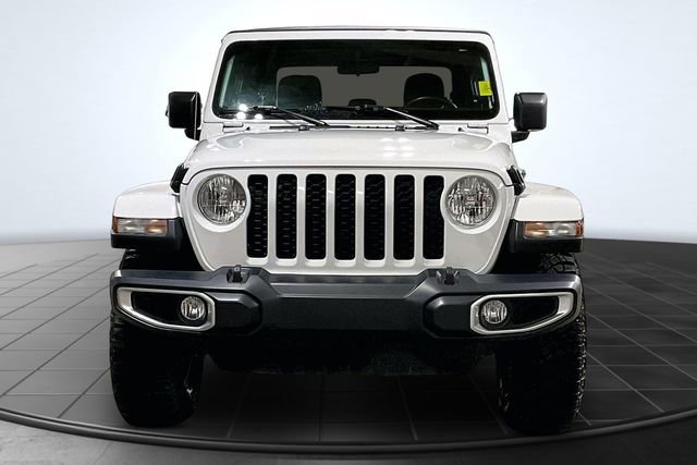 Used 2022 Jeep Gladiator Sport image 3