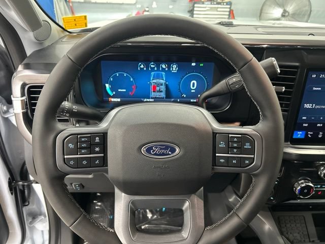 New 2026 Ford F250 Lariat w/ Black Appearance Package AWD/4WD image 12