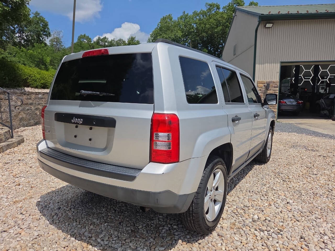 Used 2012 Jeep Patriot Sport w/ Tire & Wheel Group AWD/4WD image 6