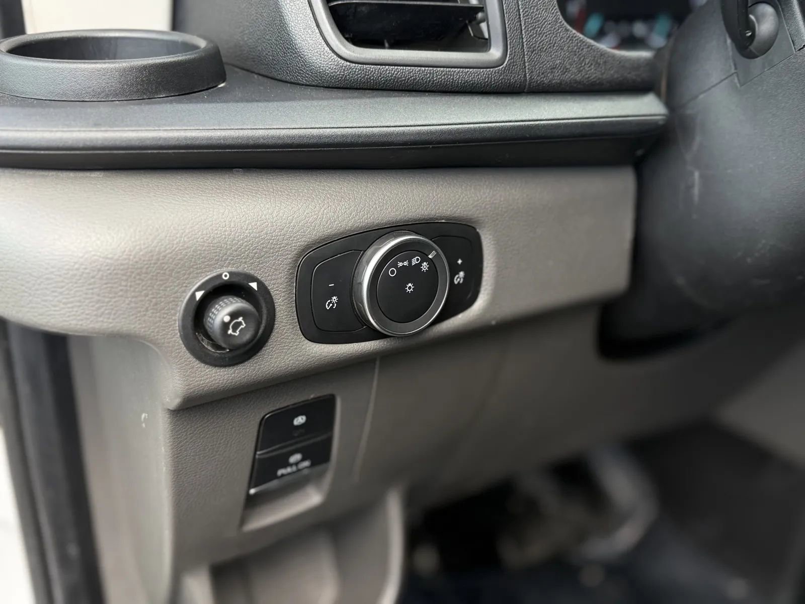 Used 2023 Ford Transit 250 Medium Roof AWD image 27