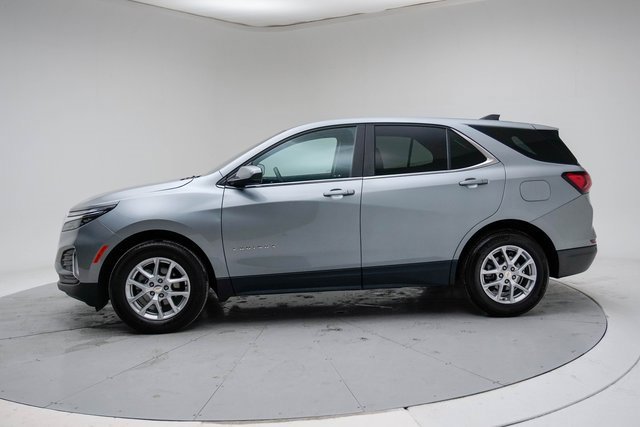 Used 2024 Chevrolet Equinox LT image 2