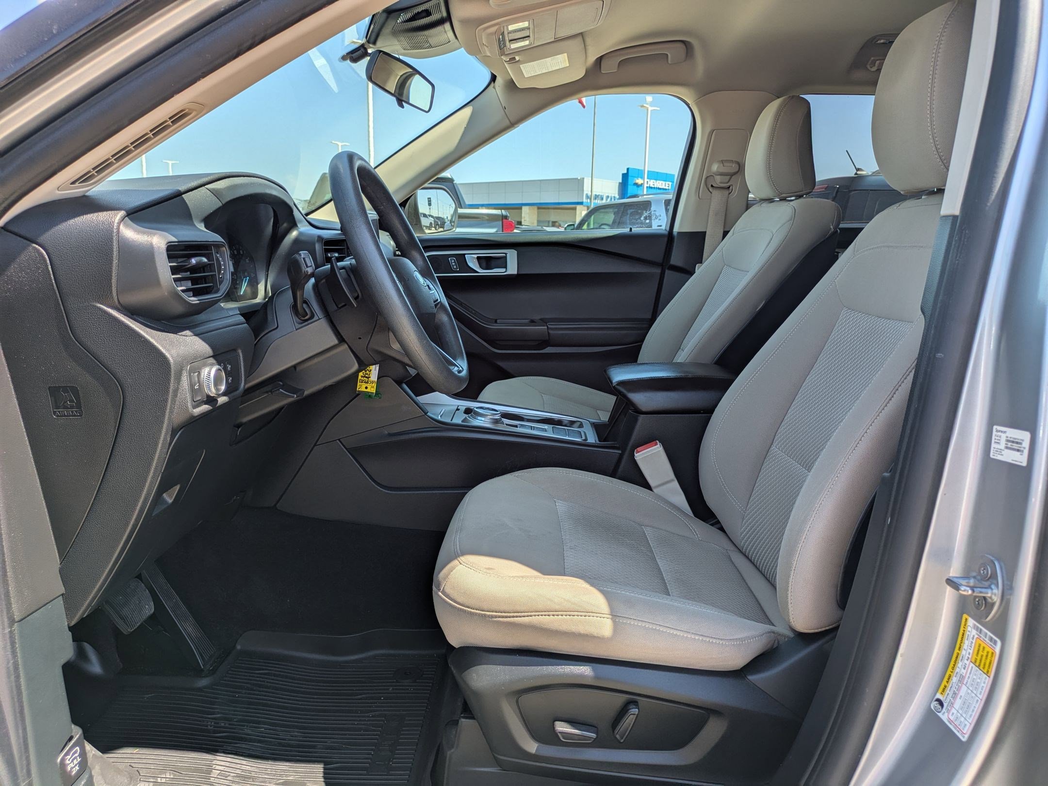 Used 2020 Ford Explorer 2WD image 9