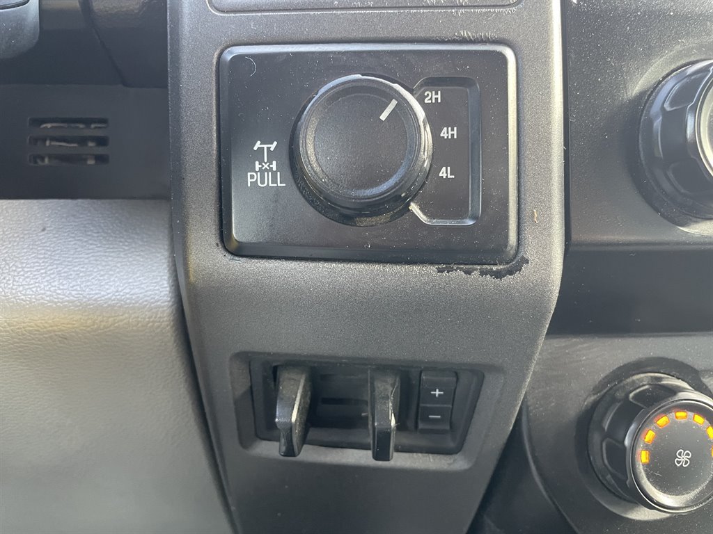 Used 2021 Ford F250 XL w/ Power Equipment Group AWD/4WD image 30