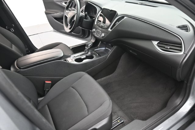 Used 2025 Chevrolet Malibu LT FWD image 31