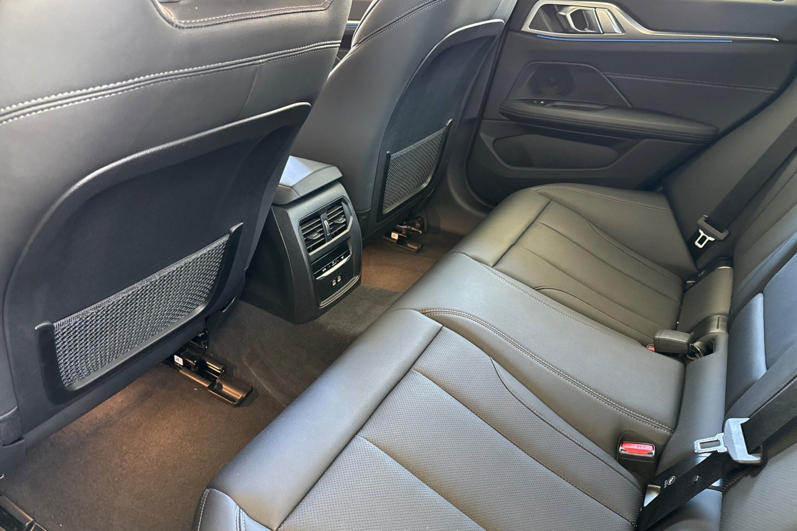 Certified 2023 BMW i4 eDrive40 w/ Premium Package RWD image 28