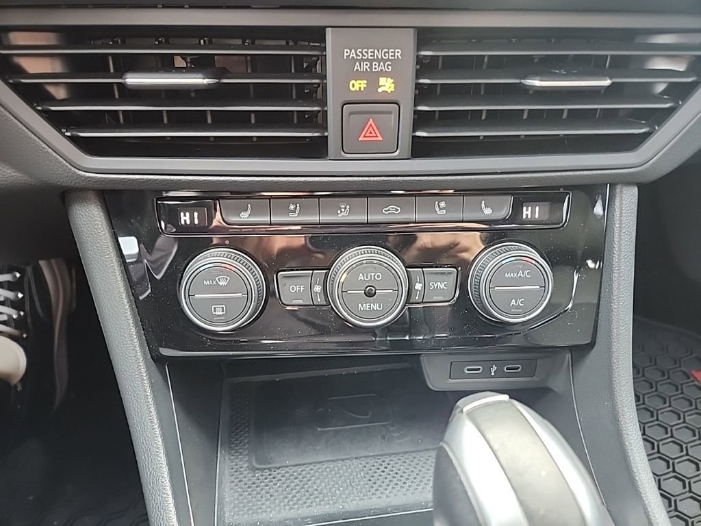 Used 2021 Volkswagen Jetta GLI Autobahn w/ GLI Autobahn Black Package image 16