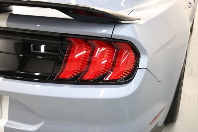 Used 2022 Ford Mustang Shelby GT500 w/ Technology Package RWD image 70