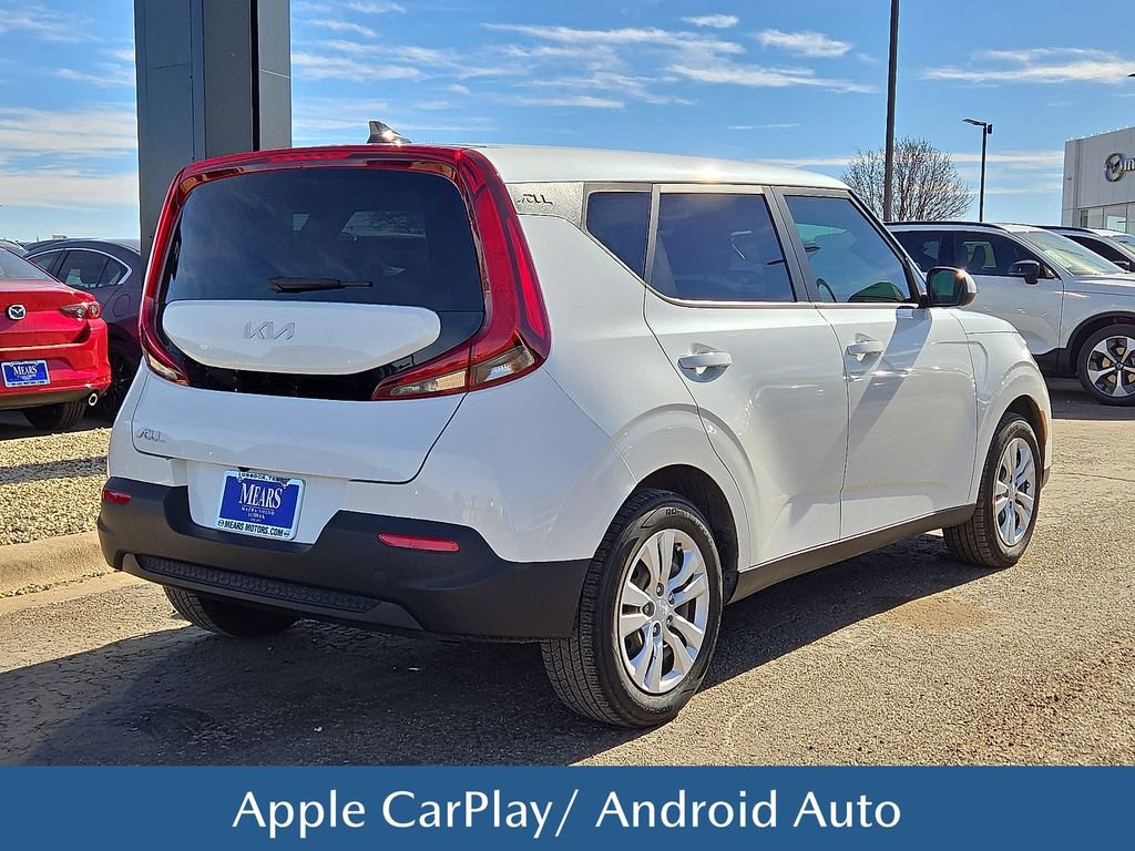 Used 2022 Kia Soul LX image 6
