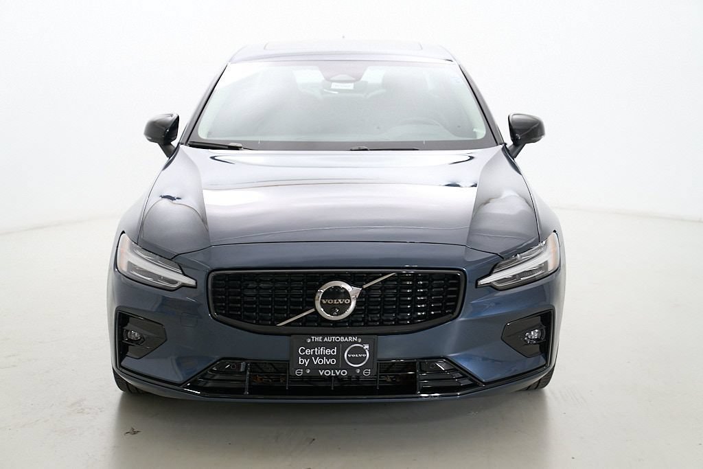 Certified 2024 Volvo S60 B5 Plus AWD/4WD image 4