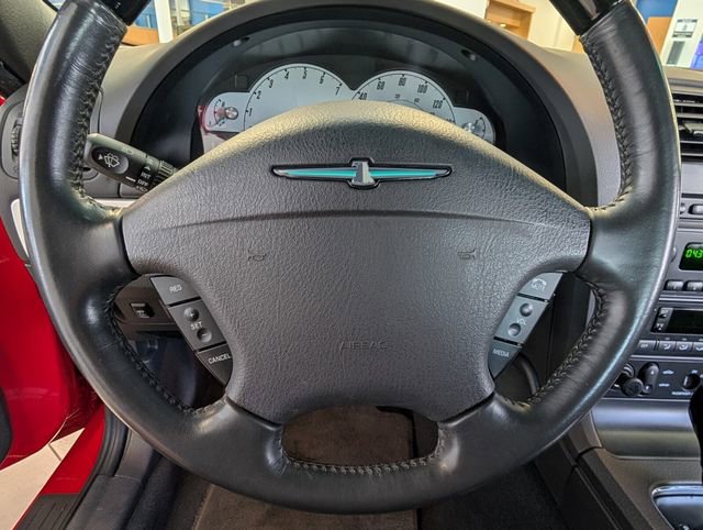 Used 2002 Ford Thunderbird Base image 29