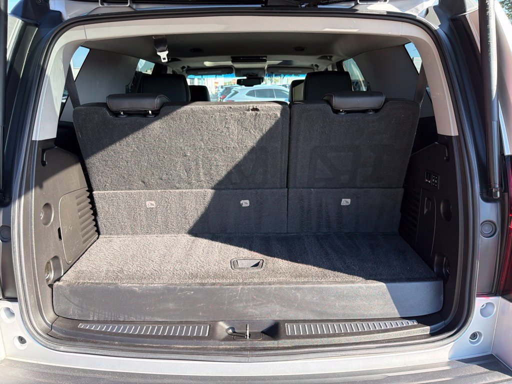Used 2018 Chevrolet Tahoe Premier AWD/4WD image 13