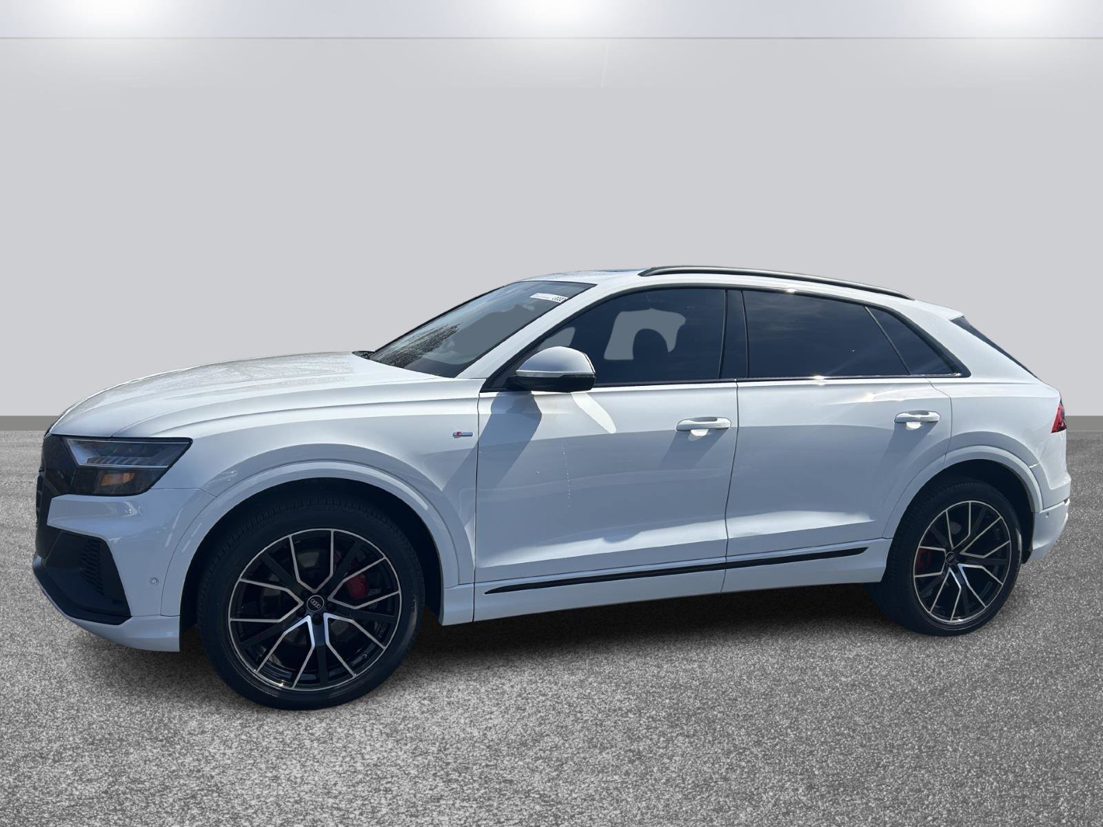 Certified 2023 Audi Q8 Premium Plus w/ Premium Plus Package image 3