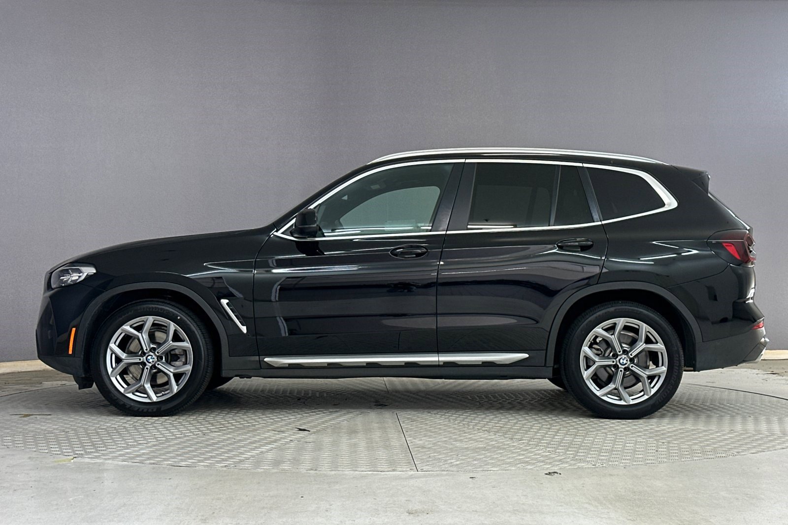 Certified 2023 BMW X3 sDrive30i w/ Convenience Package RWD image 2