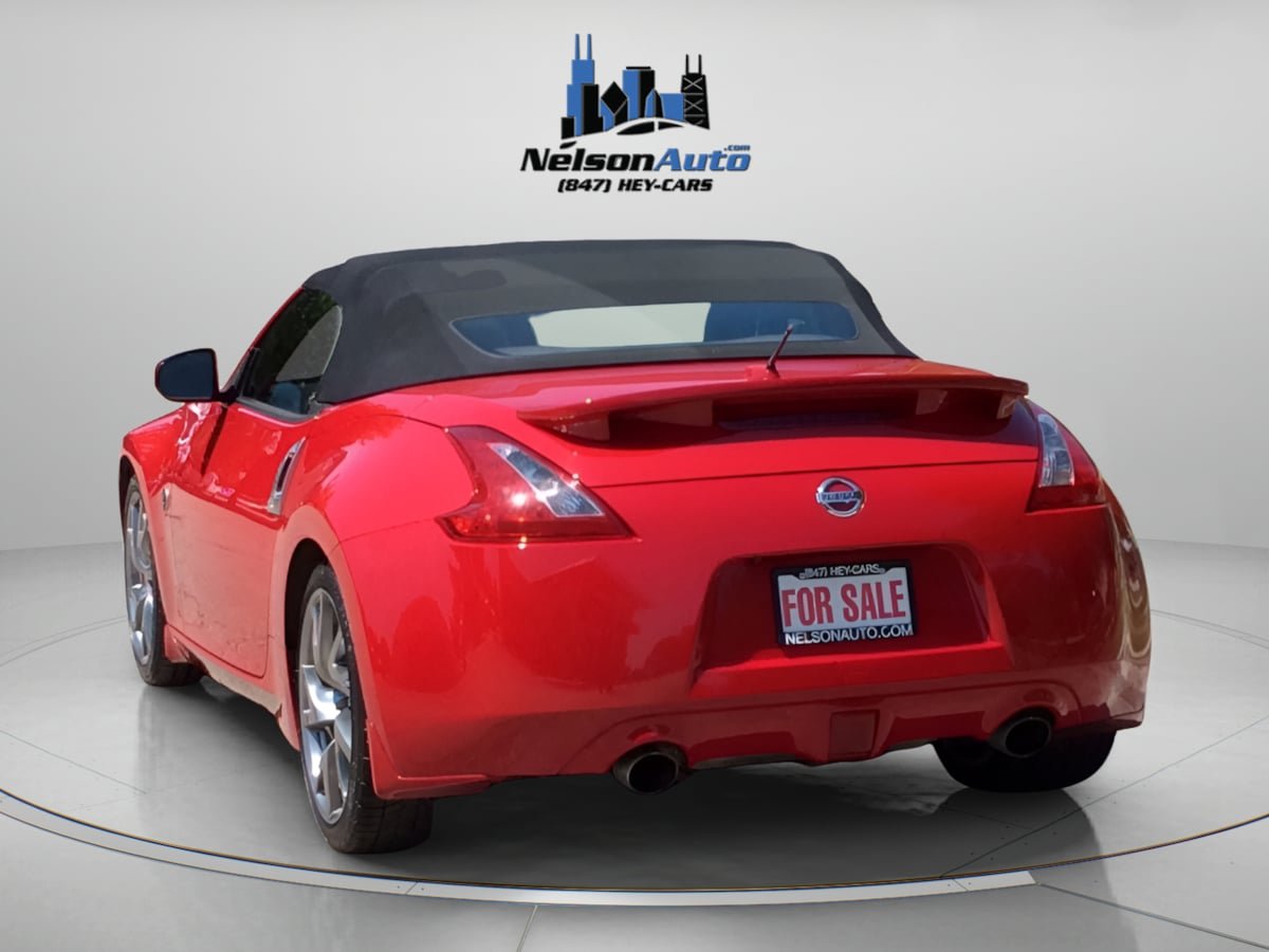 Used 2015 Nissan 370Z Touring Sport RWD image 7