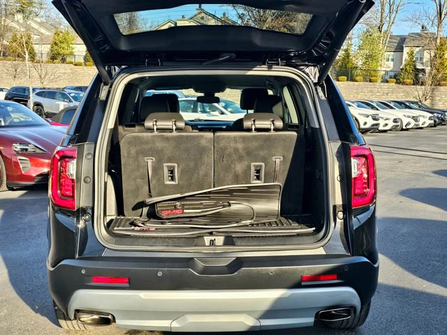 Used 2023 GMC Acadia SLT w/ Technology Package image 10
