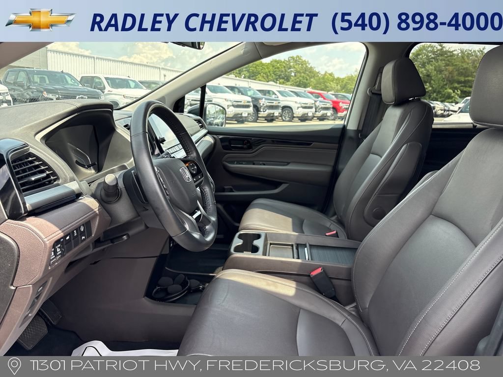 Used 2023 Honda Odyssey Touring image 3