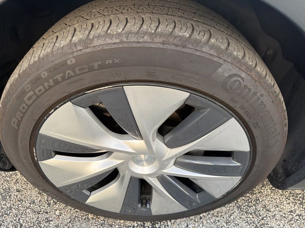 Used 2020 Tesla Model Y Long Range AWD/4WD image 11