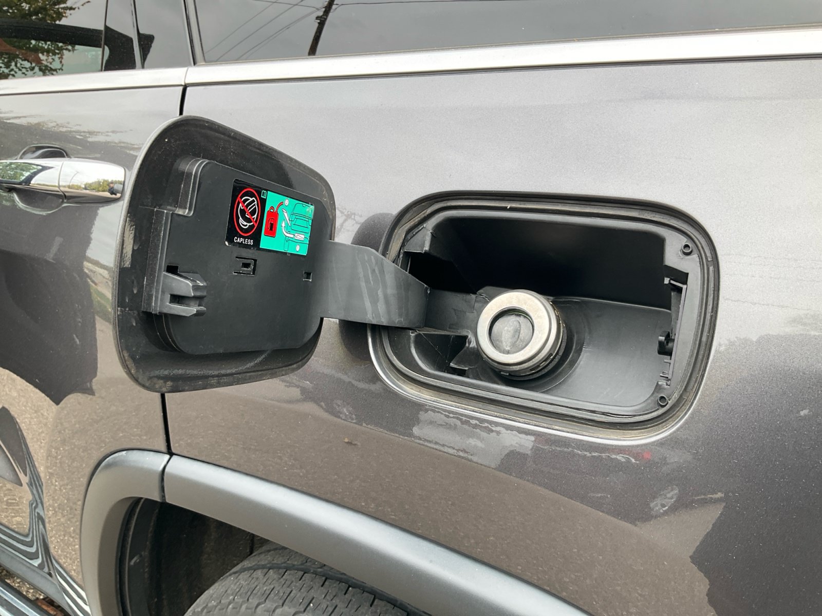 Used 2018 Jeep Grand Cherokee Limited w/ Trailer Tow Group IV AWD/4WD image 25