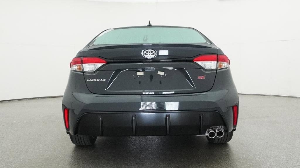 Used 2026 Toyota Corolla SE image 7