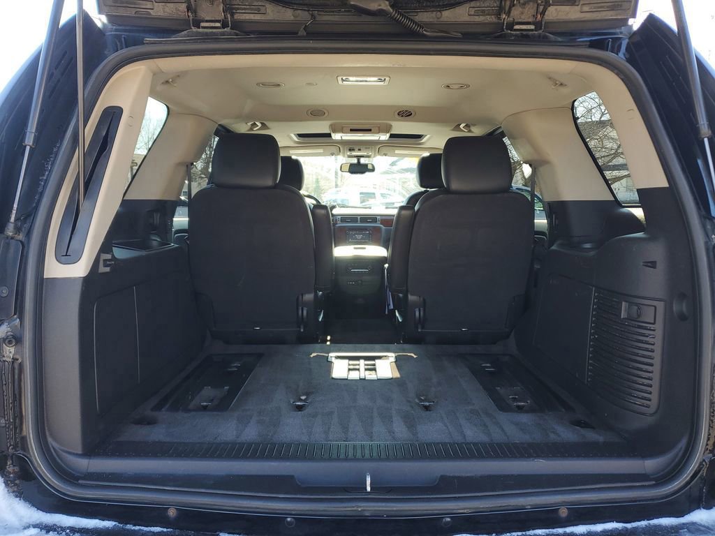 Used 2011 Chevrolet Tahoe LTZ image 7