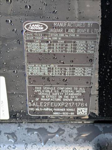 Certified 2023 Land Rover Defender 130 X-Dynamic SE image 23