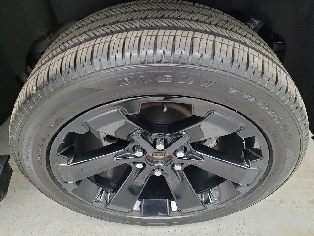 Used 2017 Chevrolet Tahoe Premier image 31