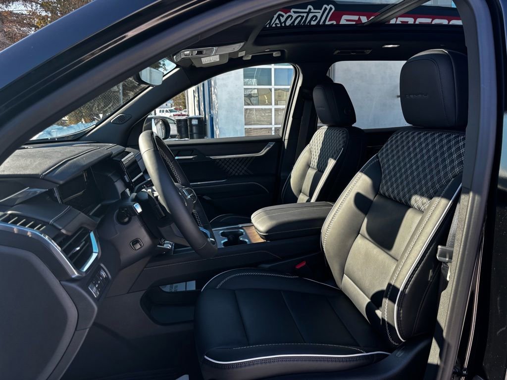 New 2026 GMC Acadia Denali w/ Super Cruise Package image 10