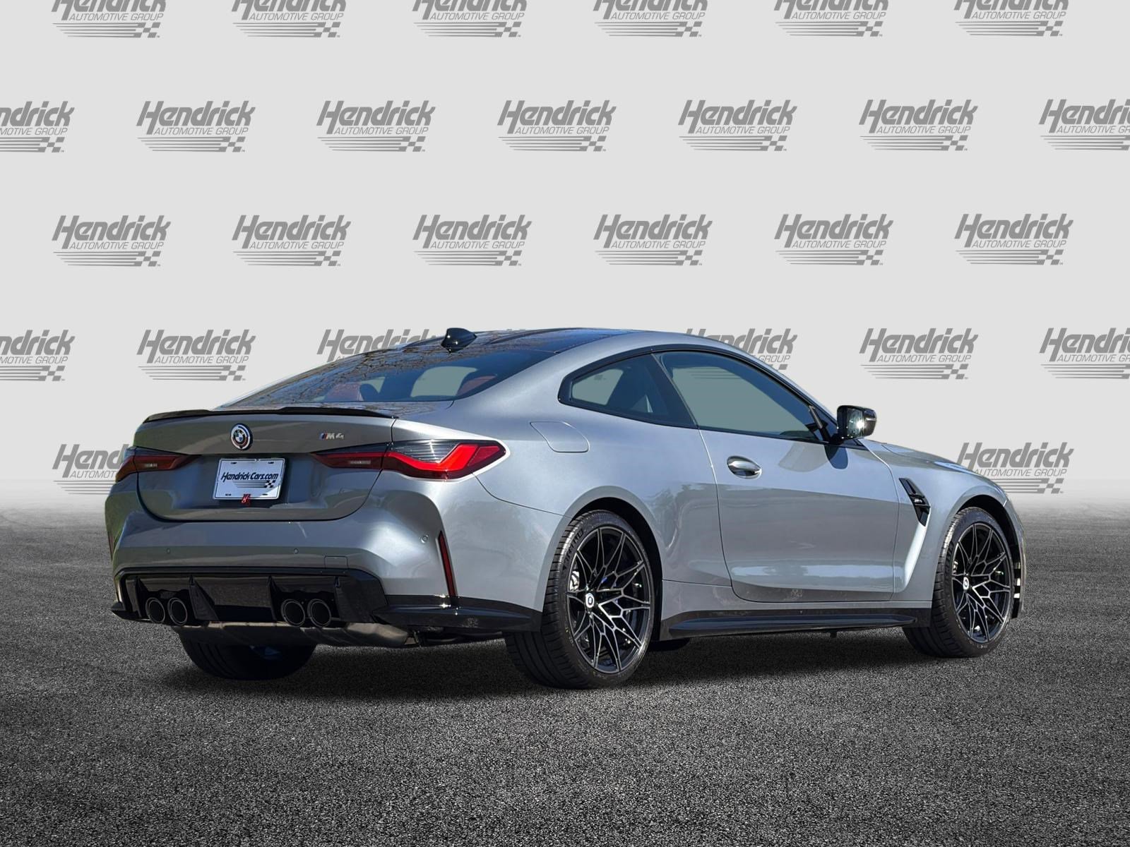 Used 2022 BMW M4 Coupe image 5