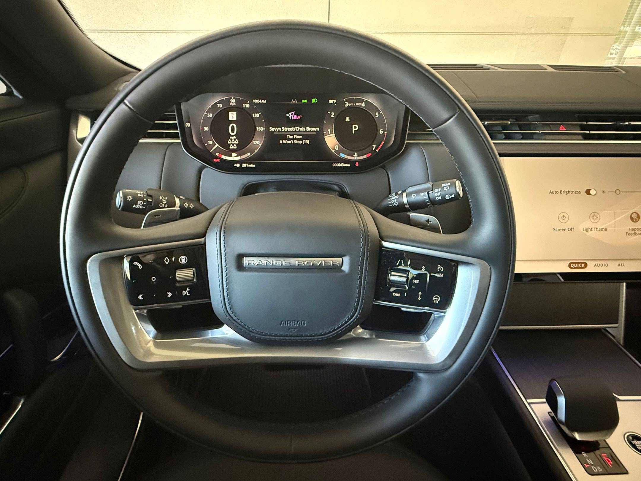 Used 2026 Land Rover Range Rover Long Wheelbase SE AWD/4WD image 30