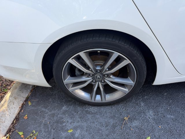 Used 2020 Acura TLX w/ Technology Package FWD image 5