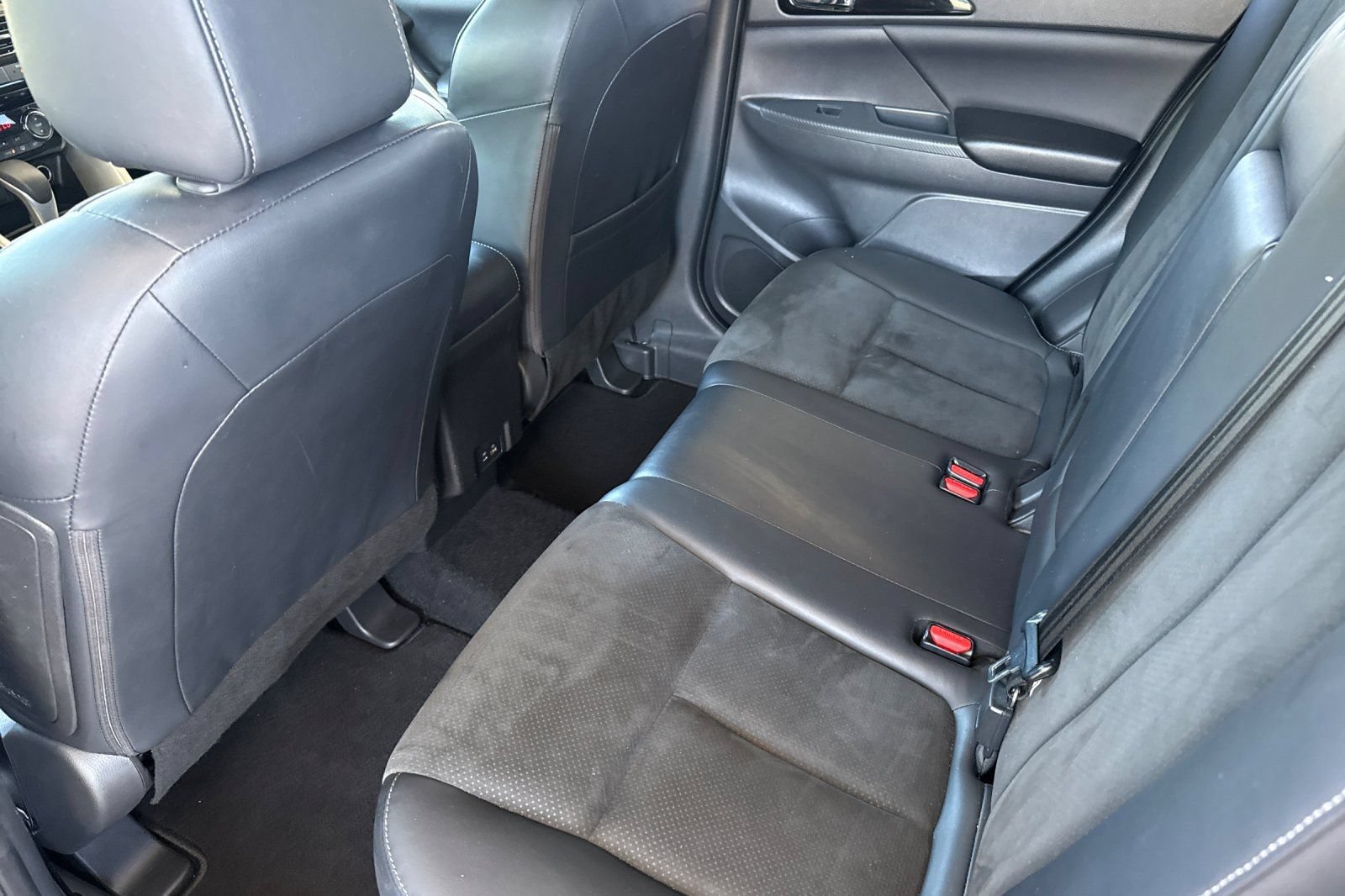Used 2024 Mitsubishi Eclipse Cross SE AWD/4WD image 6