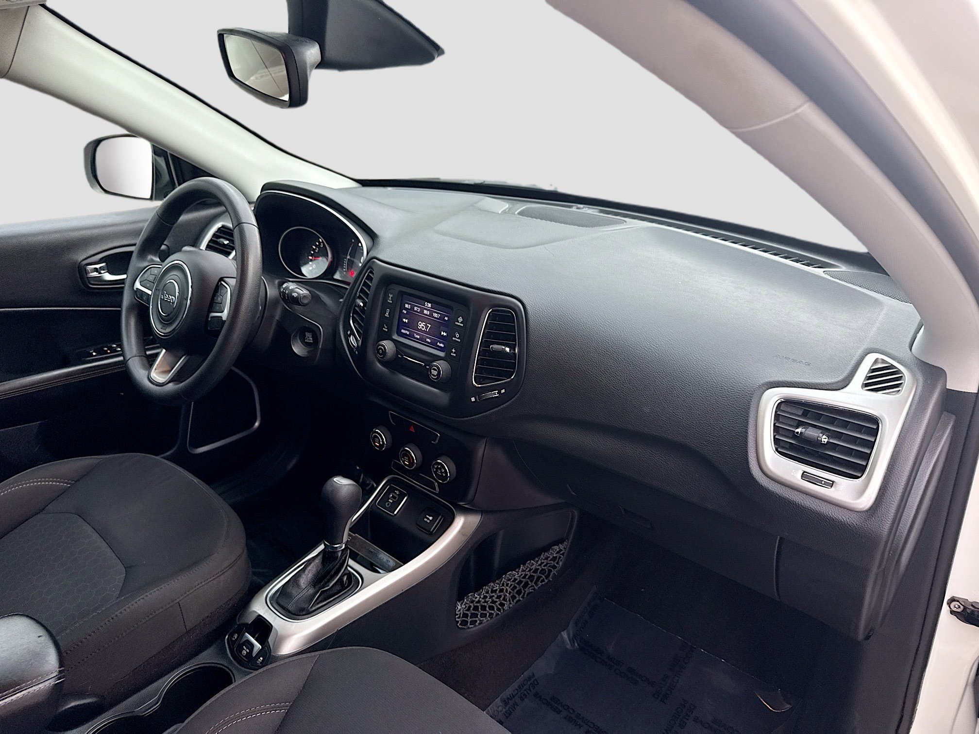 Used 2018 Jeep Compass Sport image 32