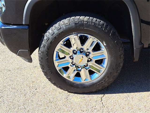 Used 2024 Chevrolet Silverado 3500 High Country image 9
