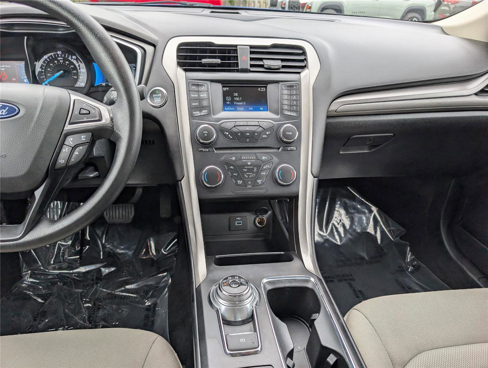 Used 2018 Ford Fusion S FWD image 18