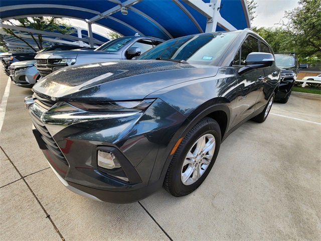 Used 2019 Chevrolet Blazer LT FWD image 2