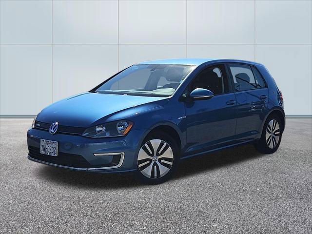 Used 2016 Volkswagen e-Golf SE w/ DC Fast Charging Package