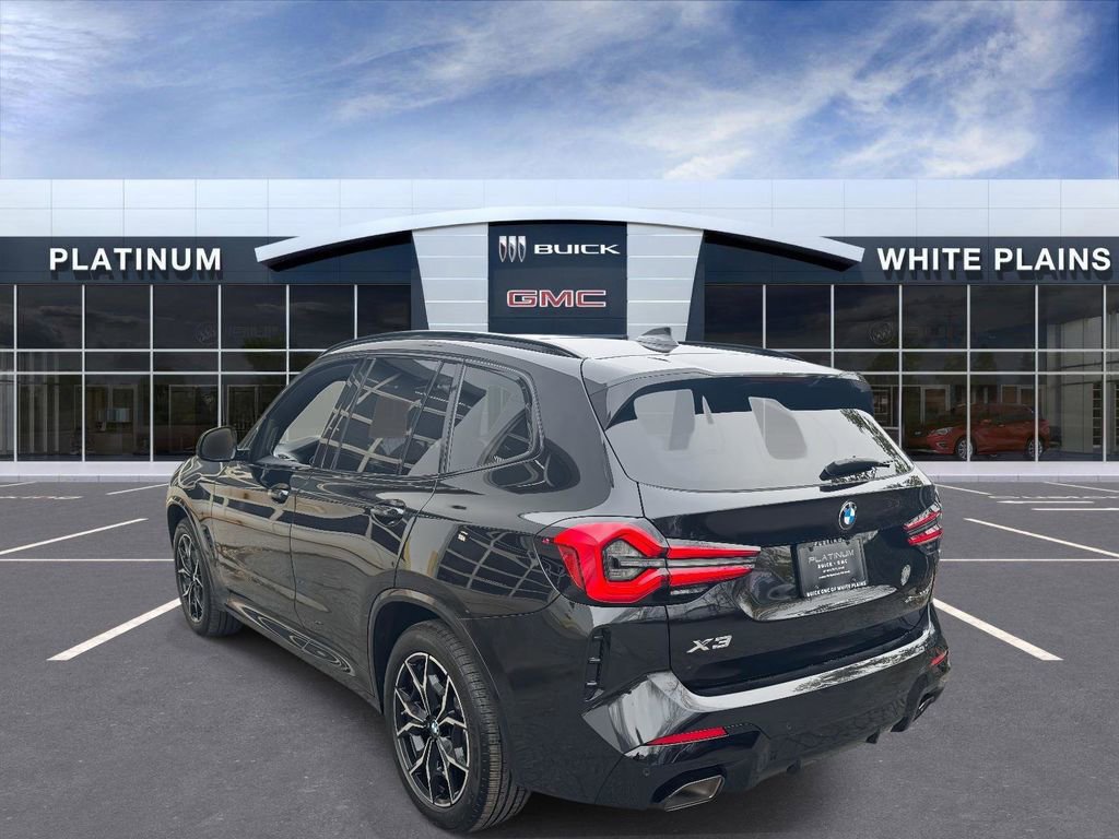Used 2024 BMW X3 xDrive30i w/ Premium Package image 5