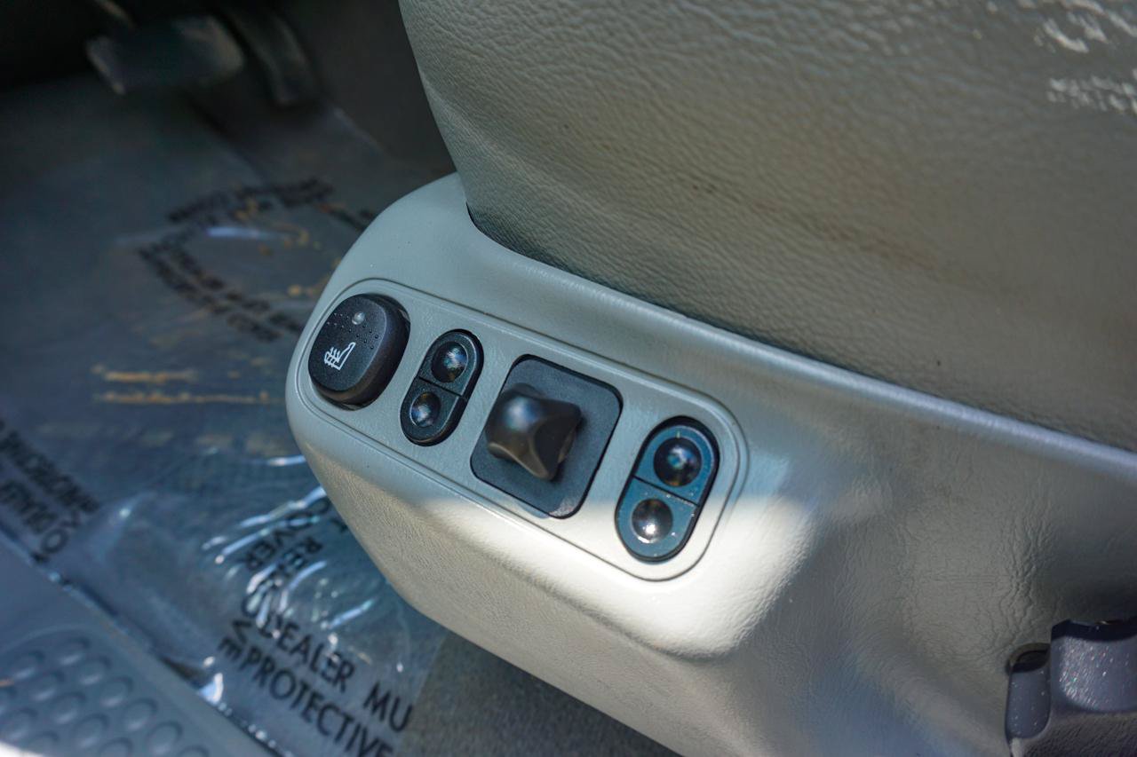 Used 2007 Ford F350 Lariat AWD/4WD image 27