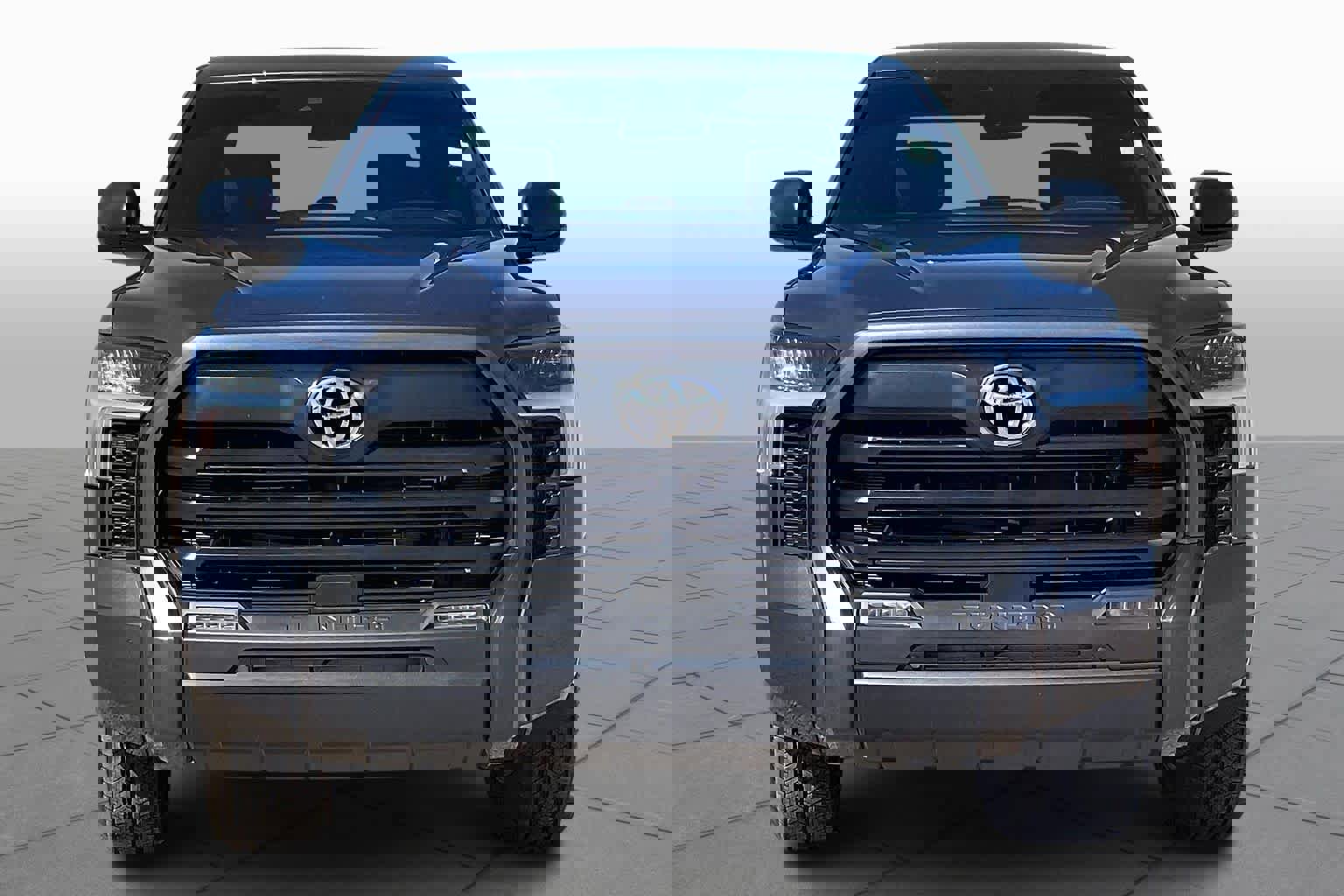 Used 2025 Toyota Tundra SR5 w/ SR5 Convenience Package image 4