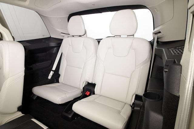 Used 2024 Volvo XC90 T8 Ultimate w/ Protection Package Premier AWD/4WD image 23