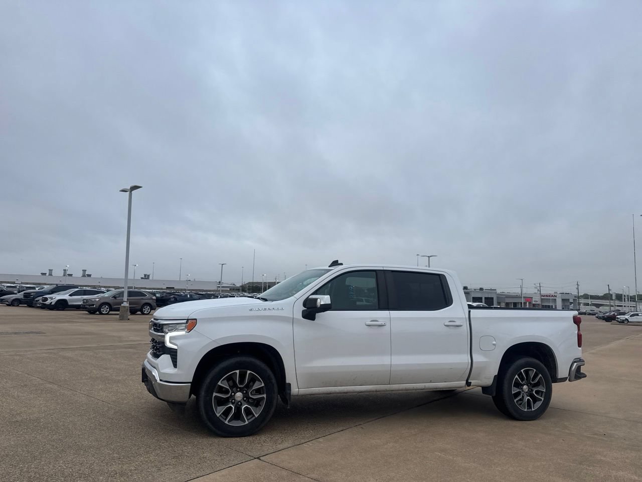 Used 2025 Chevrolet Silverado 1500 LT w/ Safety Package RWD image 13