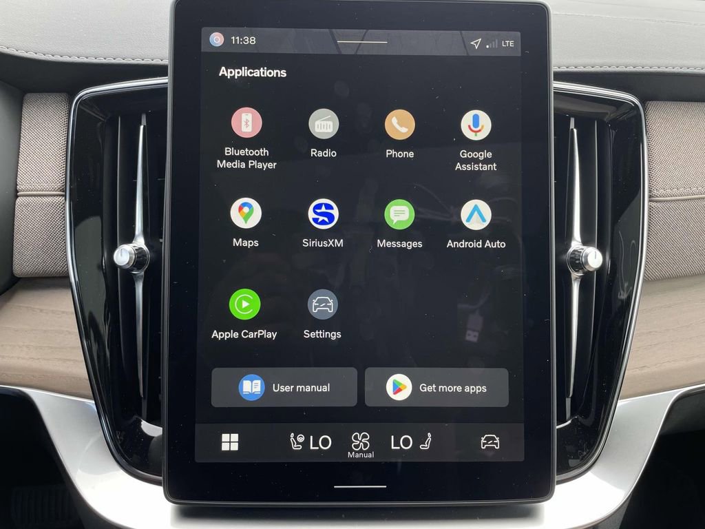 New 2026 Volvo XC90 B5 Core image 19