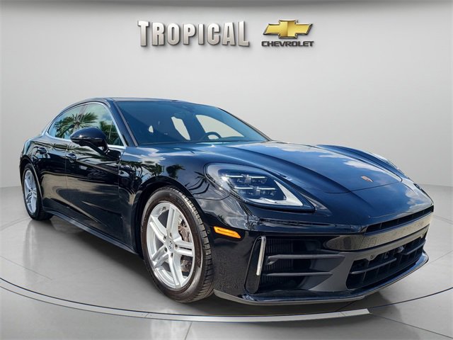 Used 2025 Porsche Panamera 4 w/ Premium Package image 8